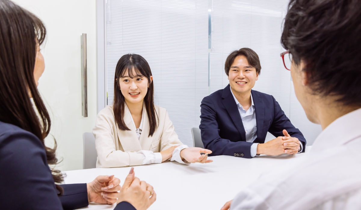 インタビュー中の様子