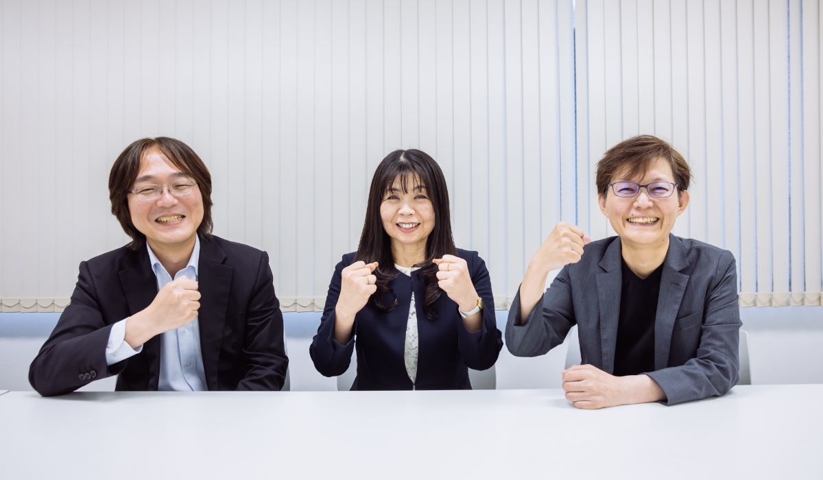 インタビュー中の様子