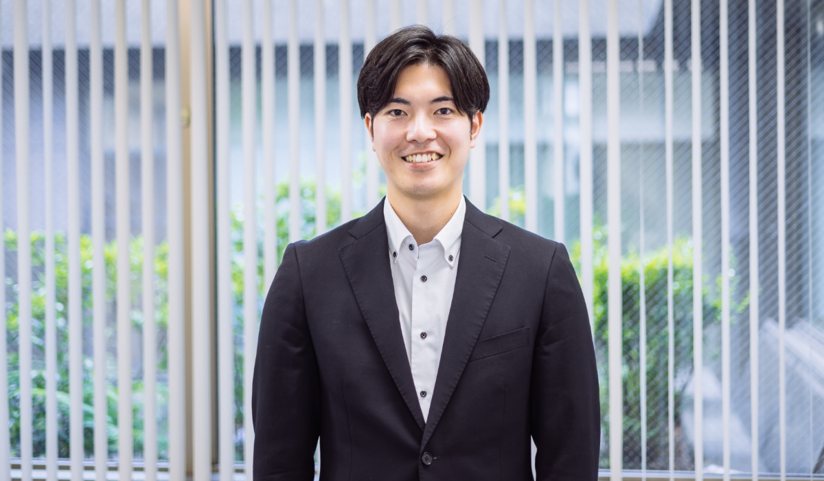 社員同士で支えあう