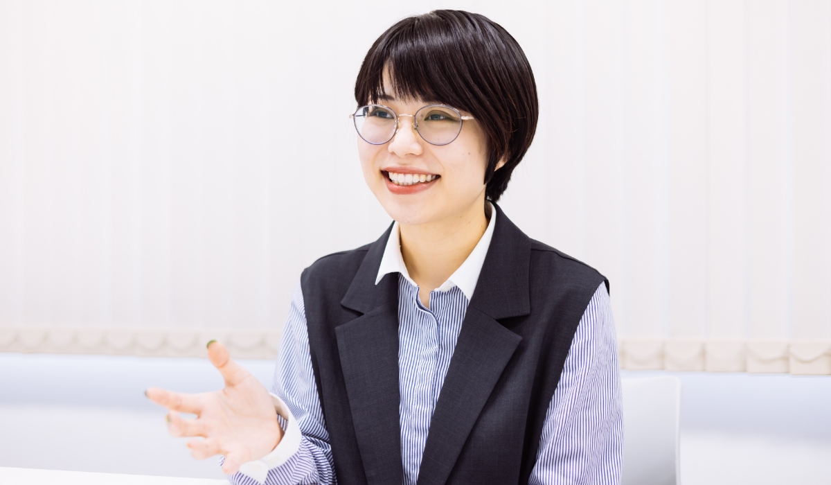 インタビュー中の様子